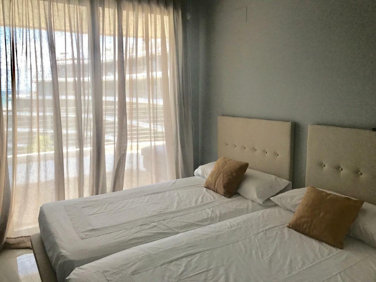 Arenales Del Sol Apartment Ngoại thất bức ảnh