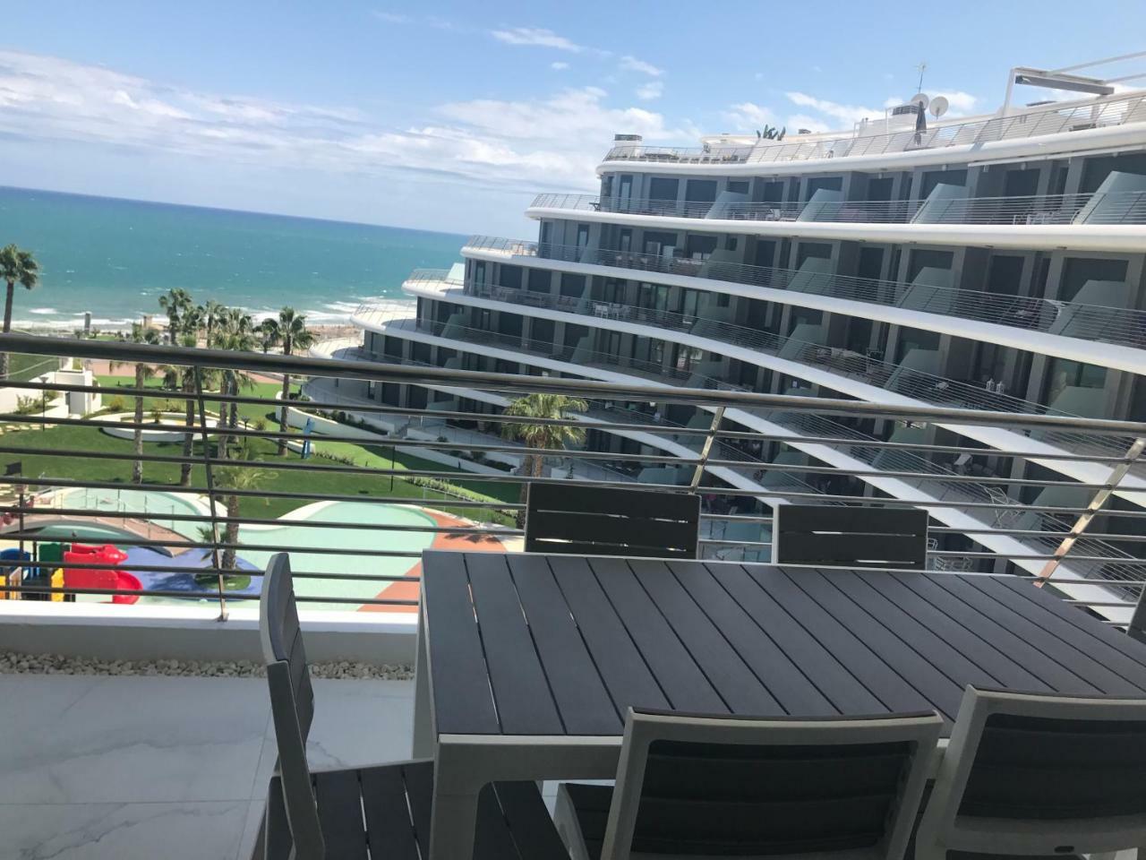 Arenales Del Sol Apartment Ngoại thất bức ảnh